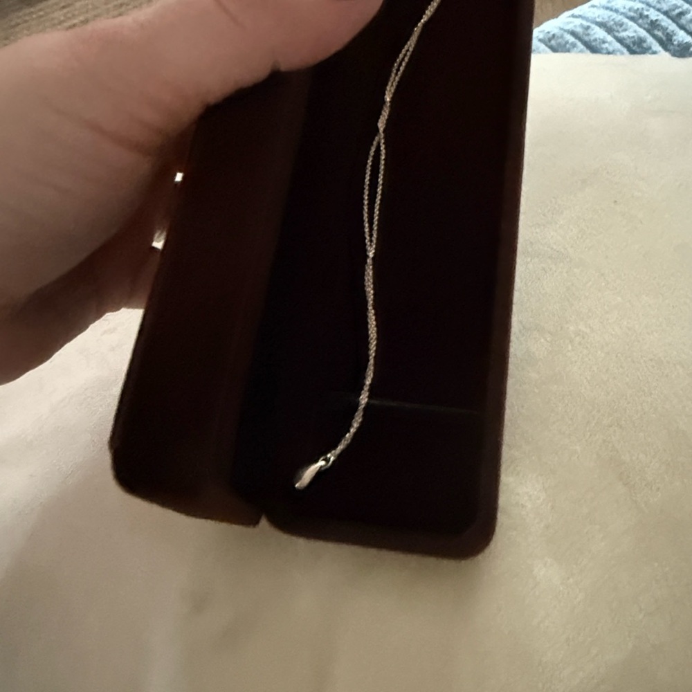 Elsa Peretti®
Teardrop Pendant